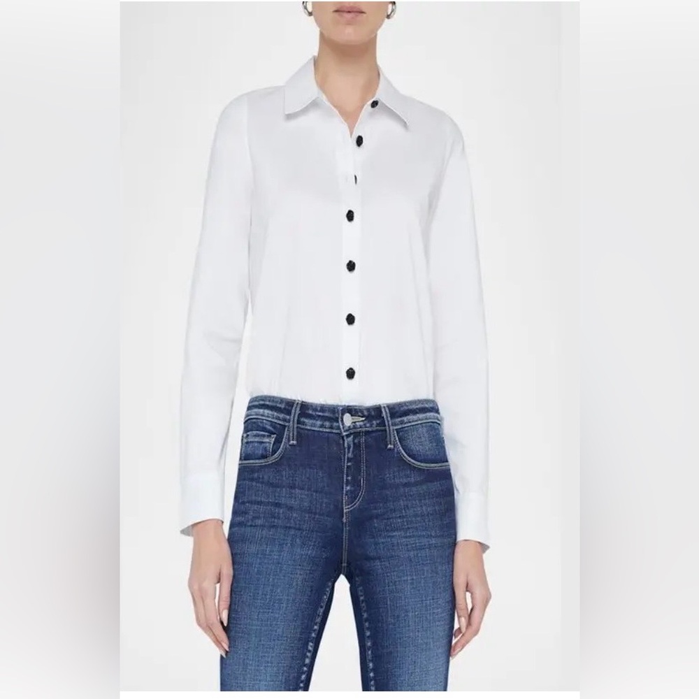 L’agence Blake white button down bodysuit. Black rose buttons. NWT. Size Small🤍🖤